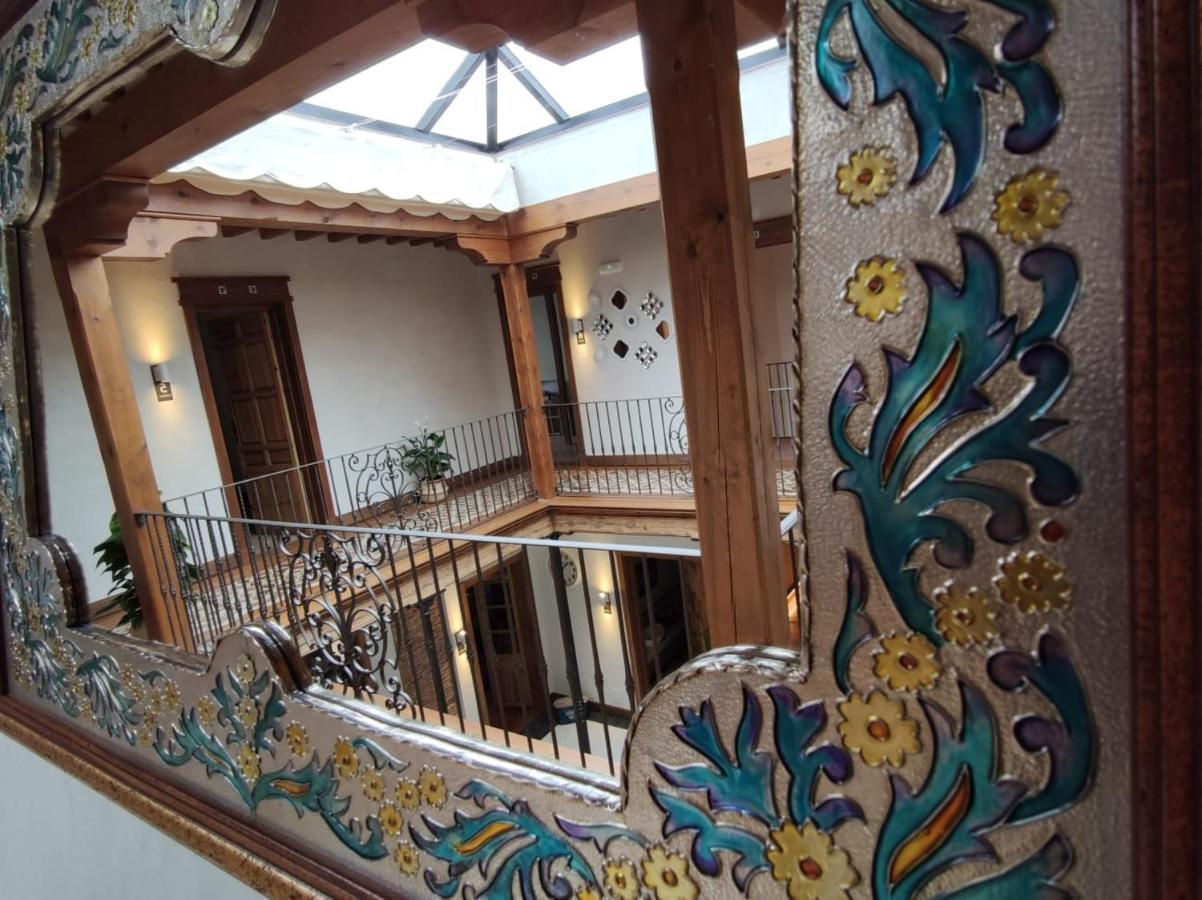La Casa Del Medico Hosteria Rural Urda エクステリア 写真
