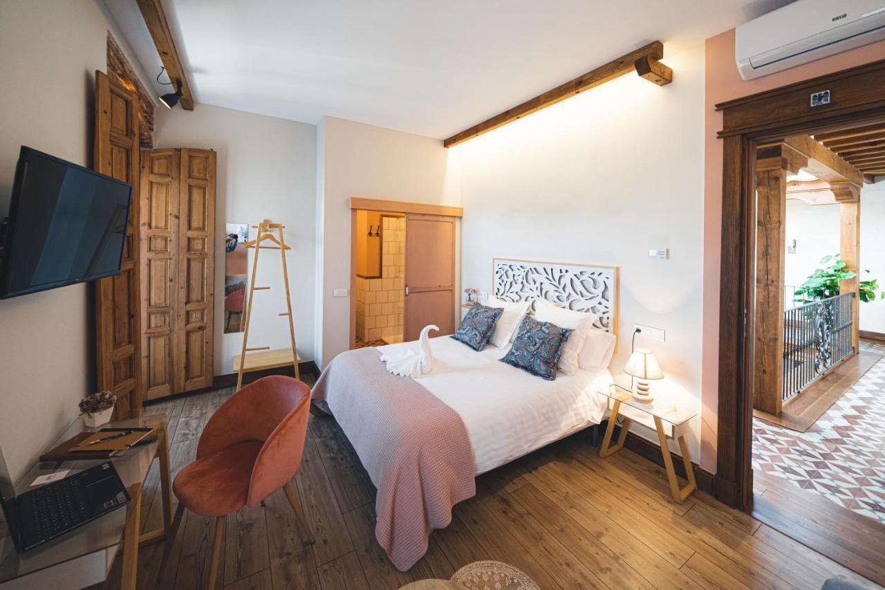 La Casa Del Medico Hosteria Rural Urda エクステリア 写真